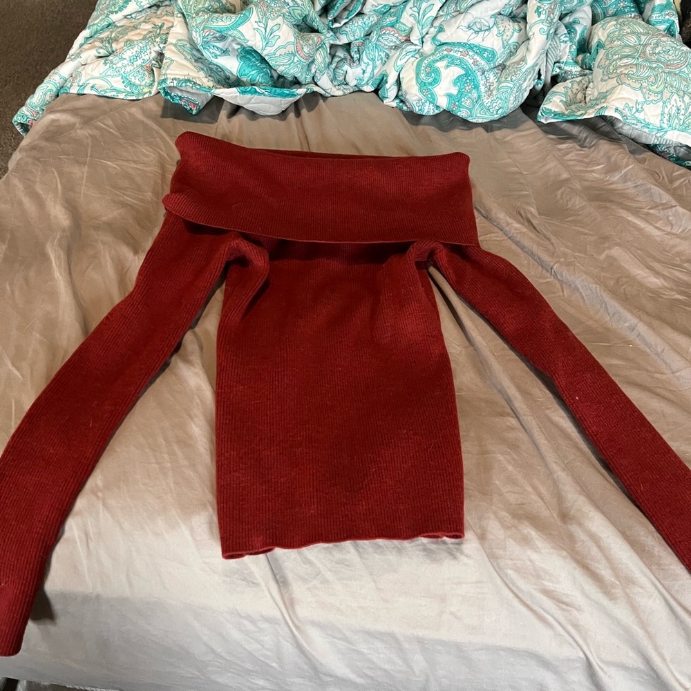 Wilfred XS sweater. Very good condition. No stains, piling, or holes.